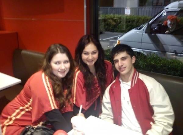 teens, clown, photobomb, photo bomb, pictures